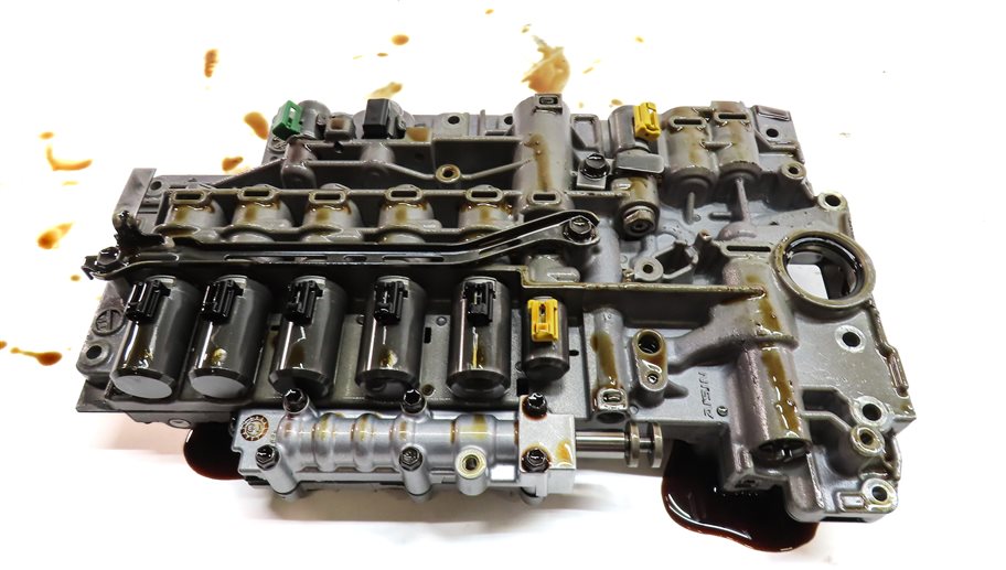 Thumbnail 9: 11-15 VW TOUAREG AUDI Q7 4L 3.0L TDI DIESEL AUTOMATIC TRANSMISSION VALVE BODY