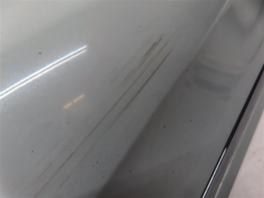 Thumbnail 10: 2010-2015 AUDI Q7 REAR RIGHT LOWER DOOR TRIM MOULDING (w/out SLINE) (White)