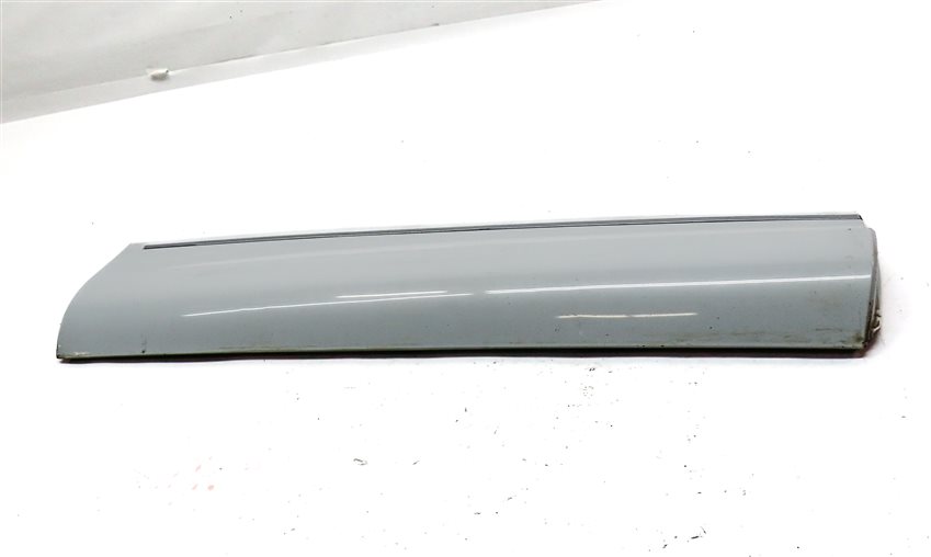 Thumbnail 2: 2010-2015 AUDI Q7 REAR RIGHT LOWER DOOR TRIM MOULDING (w/out SLINE) (White)