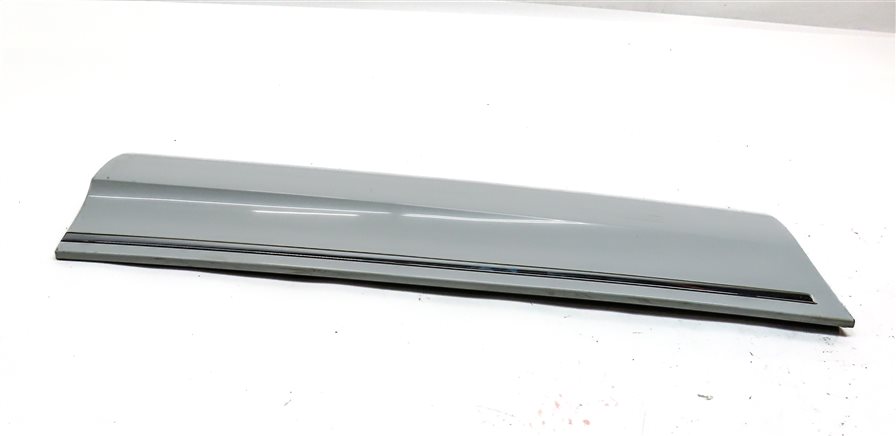 Thumbnail 6: 2010-2015 AUDI Q7 REAR RIGHT LOWER DOOR TRIM MOULDING (w/out SLINE) (White)