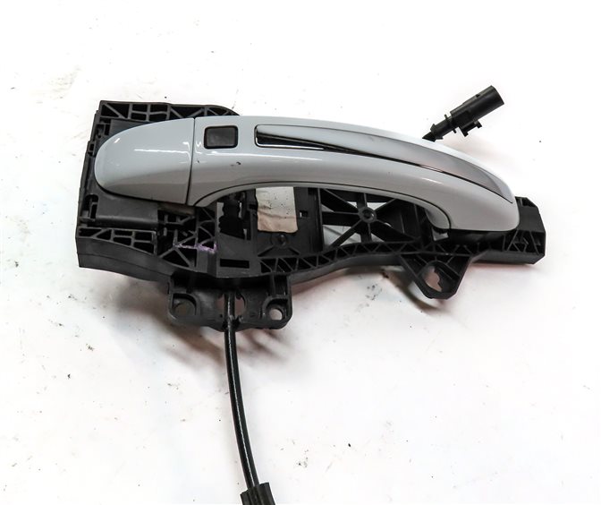 Thumbnail 4: 2007-2015 AUDI Q7 (4L) REAR RIGHT KEYLESS ENTRY DOOR HANDLE (White)
