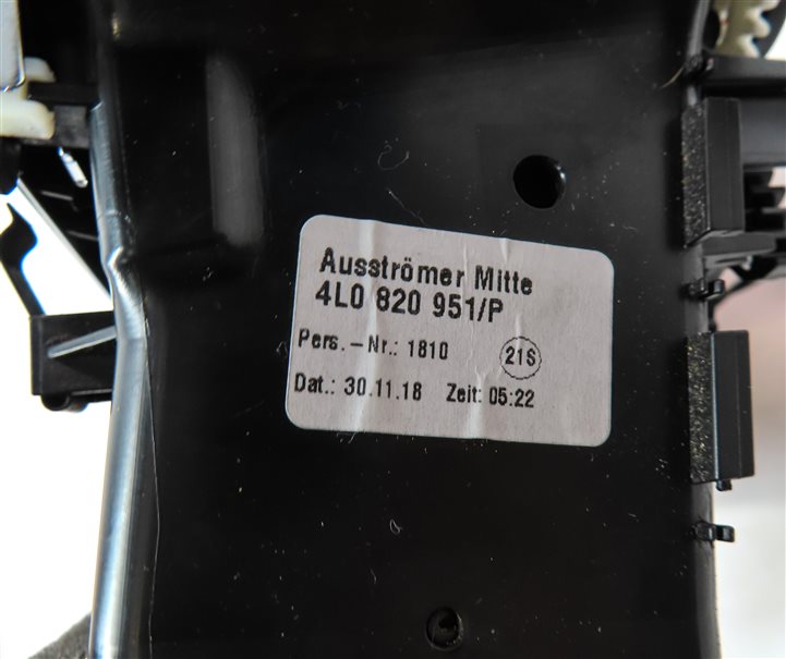 Thumbnail 7: 2014 AUDI Q7 (4L) FRONT CENTER DASH HEAT AIR AC HVAC DUAL VENT (Black)