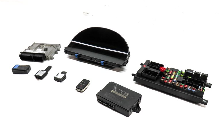 2010-2012 RANGE ROVER (L322) 5.0L SUPERCHARGED ENGINE IMMOBILIZER MODULE KEY SET
