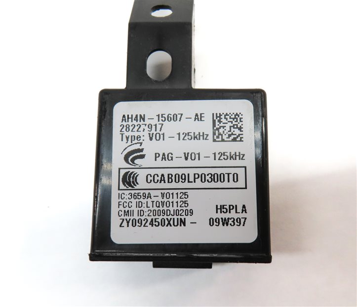 Thumbnail 16: 2010-2012 RANGE ROVER (L322) 5.0L SUPERCHARGED ENGINE IMMOBILIZER MODULE KEY SET