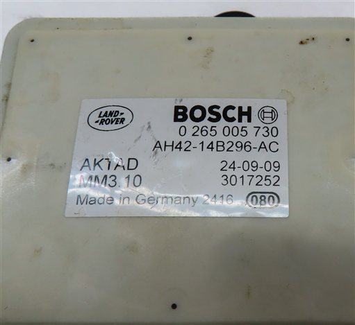 Thumbnail 8: 2010 RANGE ROVER (L322) YAW TURN RATE SPEED SENSOR MODULE