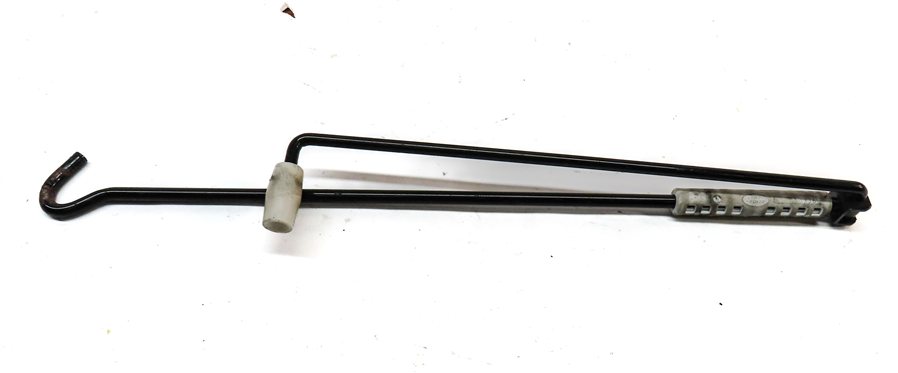 Thumbnail 6: 2010 RANGE ROVER (L322) EMERGENCY ROADSIDE SCISSOR JACK & LUG NUT WRENCH SET