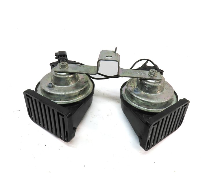 Thumbnail 6: 2010-2012 RANGE ROVER (L322) HIGH & LOW TONE SAFETY HORN SET-2