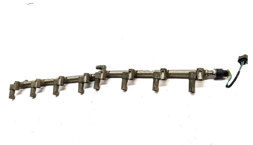Thumbnail 2: 2010 RANGE ROVER (L322) 5.0L NON-SUPER ENGINE LEFT & RIGHT FUEL RAIL SET 2