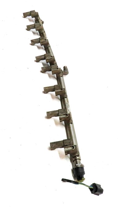 Thumbnail 3: 2010 RANGE ROVER (L322) 5.0L NON-SUPER ENGINE LEFT & RIGHT FUEL RAIL SET 2