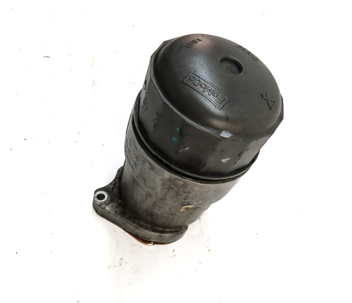 Thumbnail 4: 2010 RANGE ROVER (L322) 5.0L NON-SUPER ENGINE OIL FILTER HOUSING w/ CAP