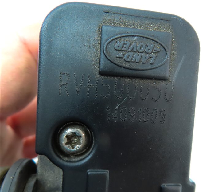 Thumbnail 7: 2010 RANGE ROVER (L322) AIR SUSPENSION TRANSFER VALVE