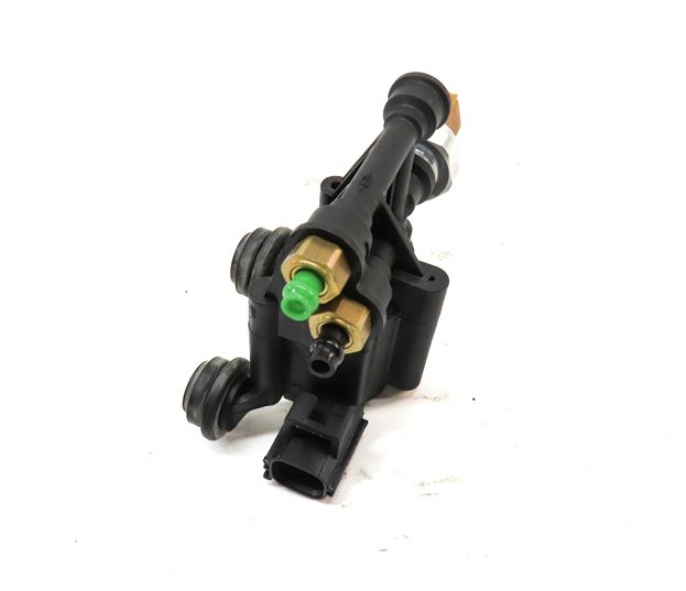 Thumbnail 4: 2010 RANGE ROVER (L322) AIR COMPRESSOR SYSTEM SUSPENSION TRANSFER RELIEF VALVE