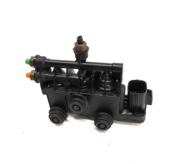 Thumbnail 2: 2010 RANGE ROVER (L322) AIR COMPRESSOR SYSTEM SUSPENSION TRANSFER RELIEF VALVE