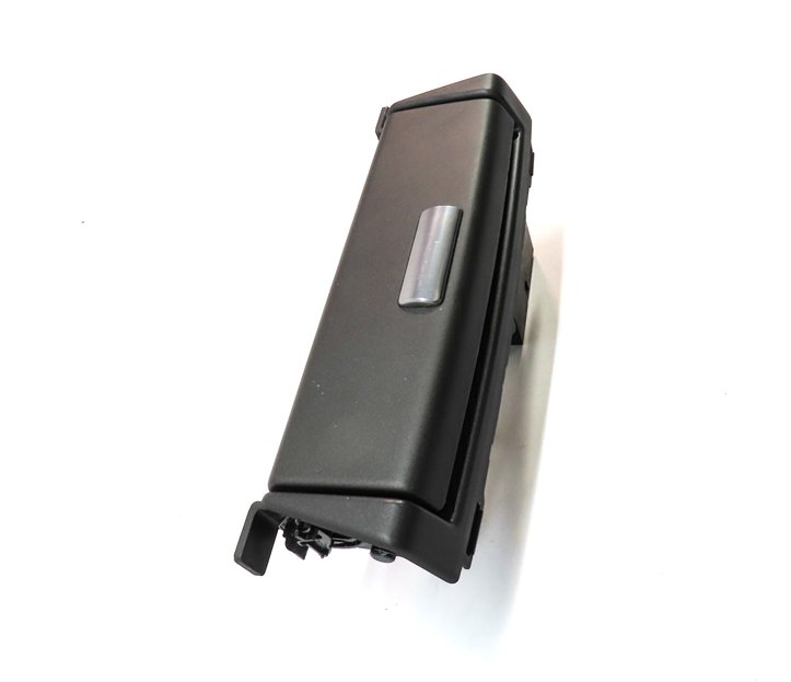 Thumbnail 3: 2010 RANGE ROVER (L322) AUXILIARY AUX IN JACK w/ 12V POWER SOCKET