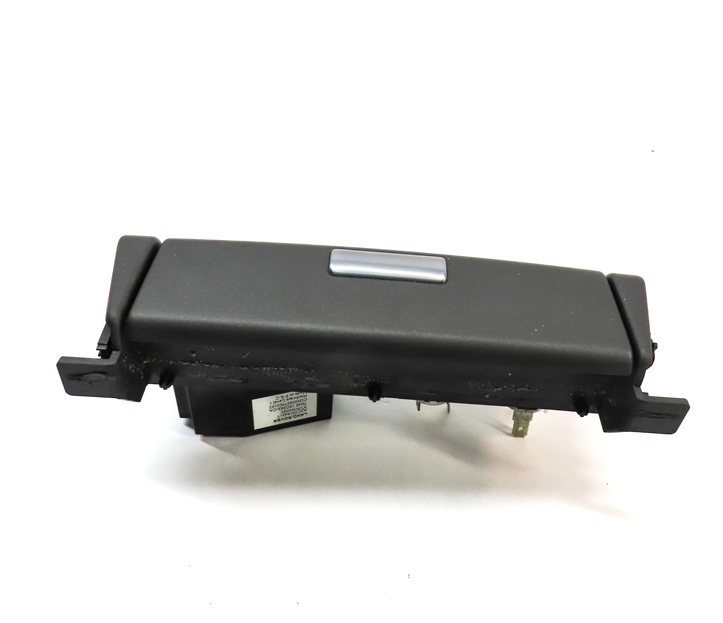 Thumbnail 5: 2010 RANGE ROVER (L322) AUXILIARY AUX IN JACK w/ 12V POWER SOCKET