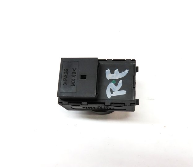 Thumbnail 5: 2010 RANGE ROVER (L322) FRONT RIGHT PASSENGER SEAT ADJUST SWITCH w/ LUMBAR