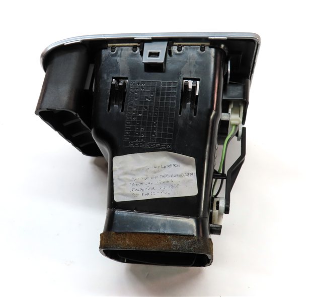 Thumbnail 8: 2010 RANGE ROVER (L322) FRONT RIGHT PASSENGER DASH HVAC A/C HEATER AIR VENT