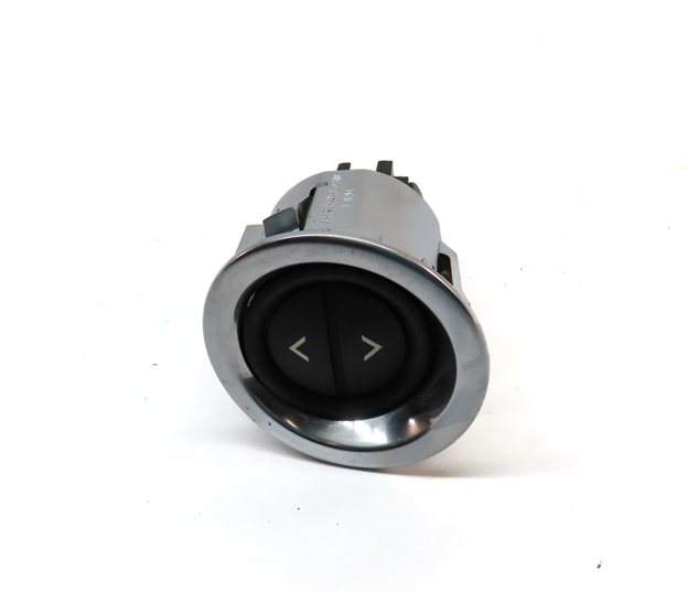Thumbnail 2: 2010 RANGE ROVER (L322) GLOVE BOX OPEN PUSH BUTTON SWITCH