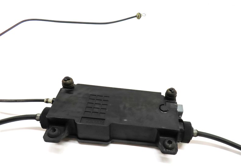 Thumbnail 8: 2010 RANGE ROVER (L322) EMERGENCY HILL PARKING E-BRAKE ACTUATOR w/ CABLES