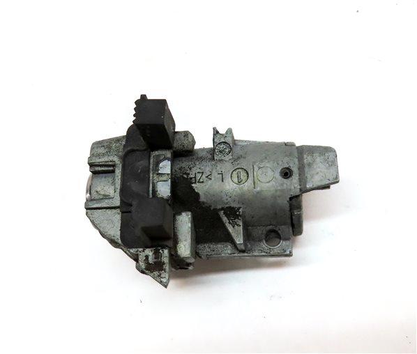 Thumbnail 6: 2014 MERCEDES GL450 (X166) FRONT LEFT DRIVER DOOR LOCK CYLINDER w/ KEY