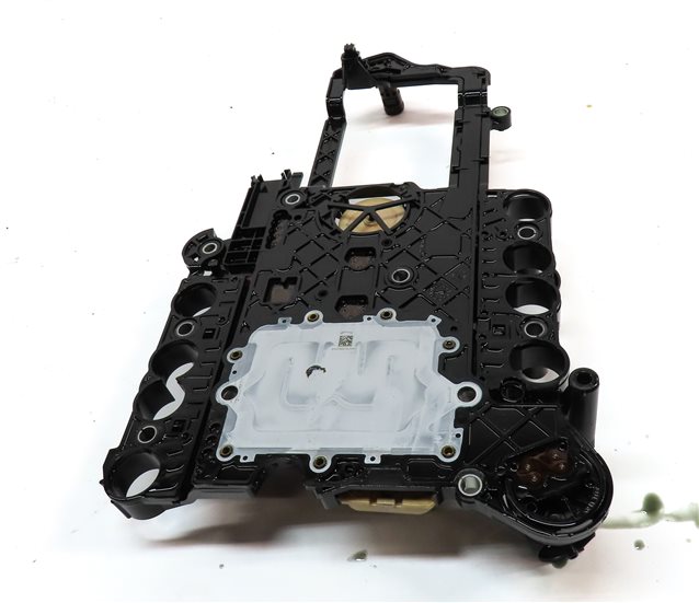 Thumbnail 7: 2014 MERCEDES GL450 GL550 (X166) 4.6L 722.9 AUTO TRANSMISSION CONDUCTOR PLATE