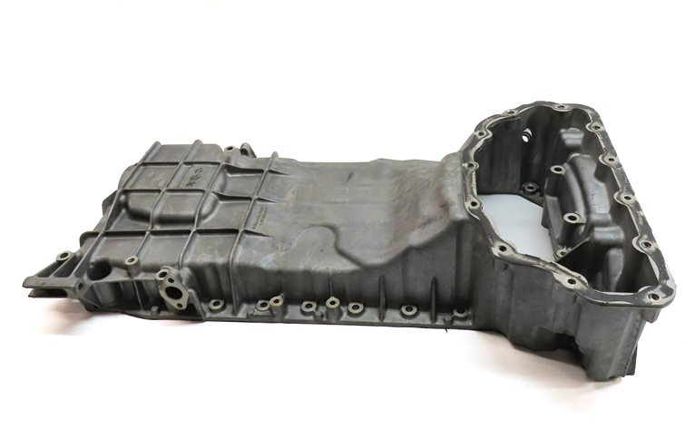 Thumbnail 5: 2012-2020 MERCEDES E550 GL450 GL550 ML550 SL550 CLS550 4.6L V8 UPPER OIL PAN