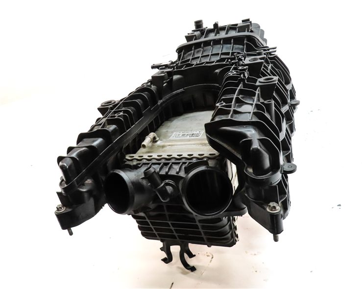 Thumbnail 2: 11-20 MERCEDES E GL ML S W212 W166 W221 X166 4.6L INTAKE MANIFOLD w/ INTERCOOLER