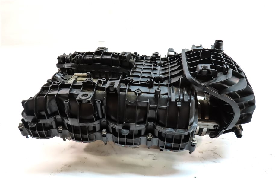 Thumbnail 6: 11-20 MERCEDES E GL ML S W212 W166 W221 X166 4.6L INTAKE MANIFOLD w/ INTERCOOLER