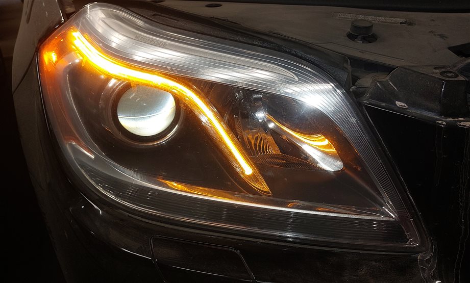 Thumbnail 2: 2013-2016 MERCEDES GL CLASS (X166) RIGHT PASSENGER HALOGEN HEADLIGHT LIGHT LAMP