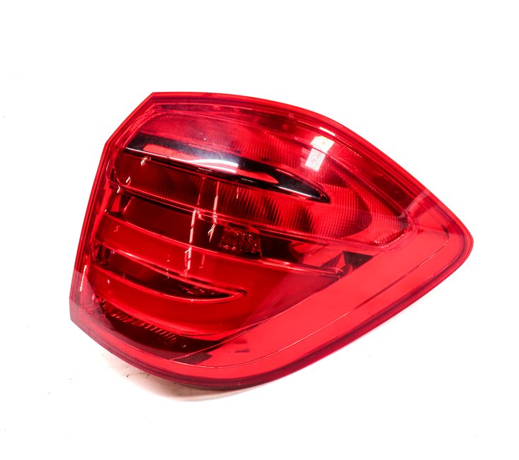 Thumbnail 3: 13-16 MERCEDES GL (X166) REAR RIGHT PASSENGER OUTER TAILLIGHT BRAKE LIGHT LAMP