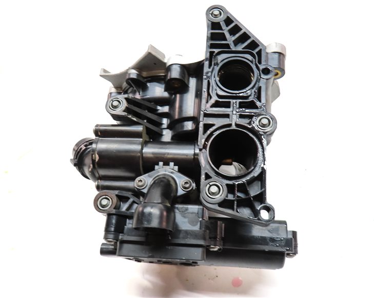 Thumbnail 7: 2019 AUDI Q5 (FY 80A) 2.0L (DJYA) ENGINE WATER PUMP THERMOSTAT HOUSING ASSEMBLY