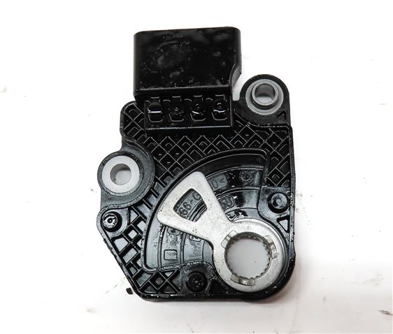 Thumbnail 5: 2019 AUDI Q5 (FY 80A) 2.0L AWD AUTOMATIC TRANSMISSION POSITION SENSOR MODULE