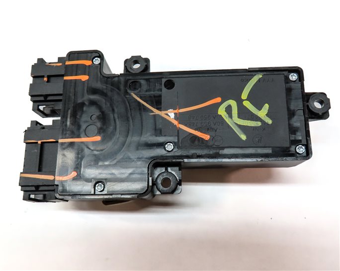 Thumbnail 6: 2019 AUDI Q5 (FY 80A) FRONT RIGHT PASSENGER SEAT POSITION ADJUST SWITCH (BEIGE)