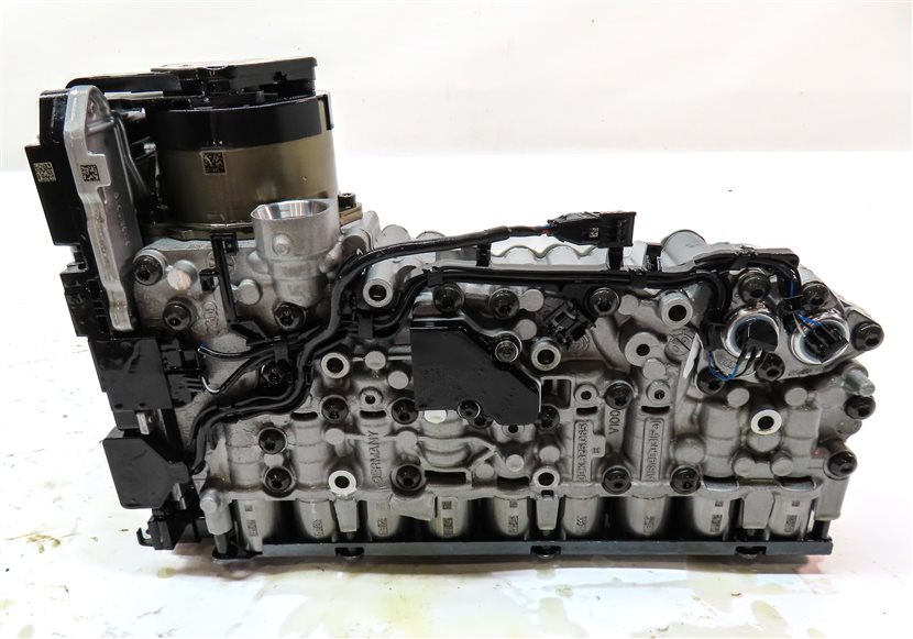 Thumbnail 6: 18-19 AUDI A5 Q5 (B8 8T FY 80A) 2.0L DSG TRANSMISSION VALVE BODY & MECHATRONIC