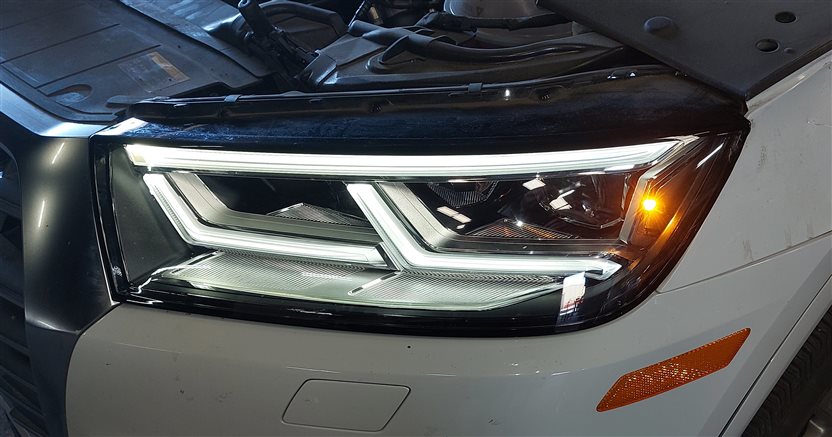 Thumbnail 2: 2018-2020 AUDI Q5 SQ5 (FY 80A) FRONT LEFT DRIVER LED HEADLIGHT HEAD LIGHT LAMP