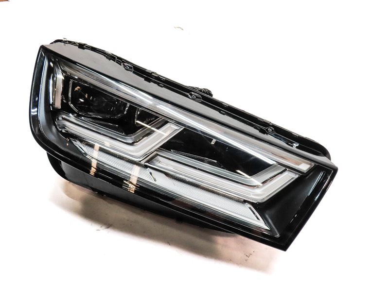 Thumbnail 1: 18-20 AUDI Q5 SQ5 (FY 80A) FRONT RIGHT PASSENGER LED HEADLIGHT HEAD LIGHT LAMP