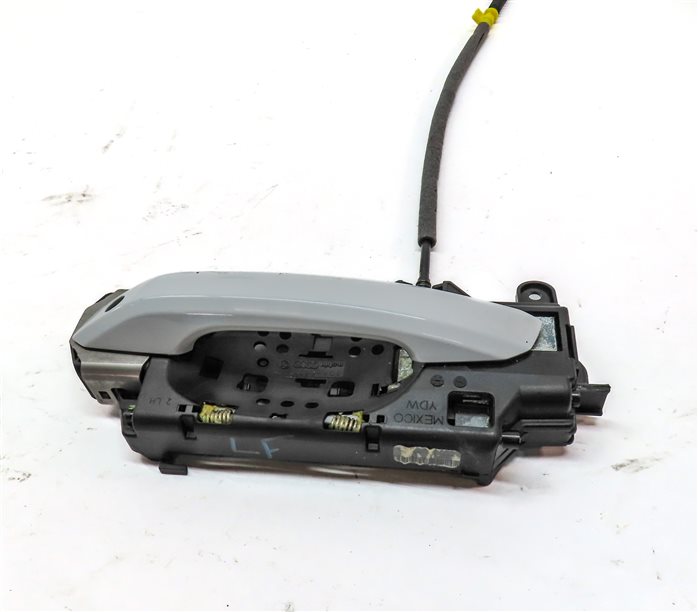 Thumbnail 2: 2018-2023 AUDI Q5 SQ5 (FY 80A) LEFT FRONT DRIVER DOOR HANDLE (White)