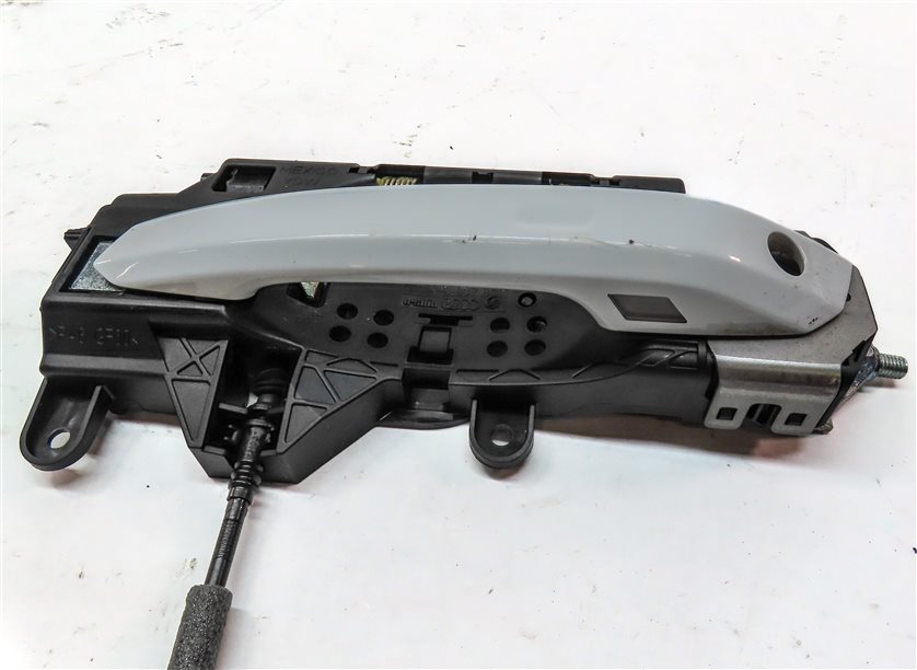 Thumbnail 5: 2018-2023 AUDI Q5 SQ5 (FY 80A) LEFT FRONT DRIVER DOOR HANDLE (White)