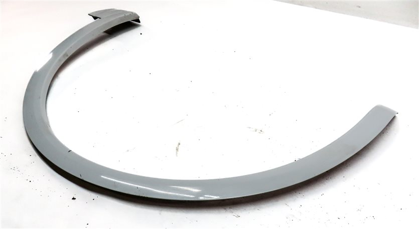 Thumbnail 1: 19 AUDI Q5 FY 80A FRONT LEFT DRIVER FENDER WHEEL WELL ARCH TRIM MOULDING (White)