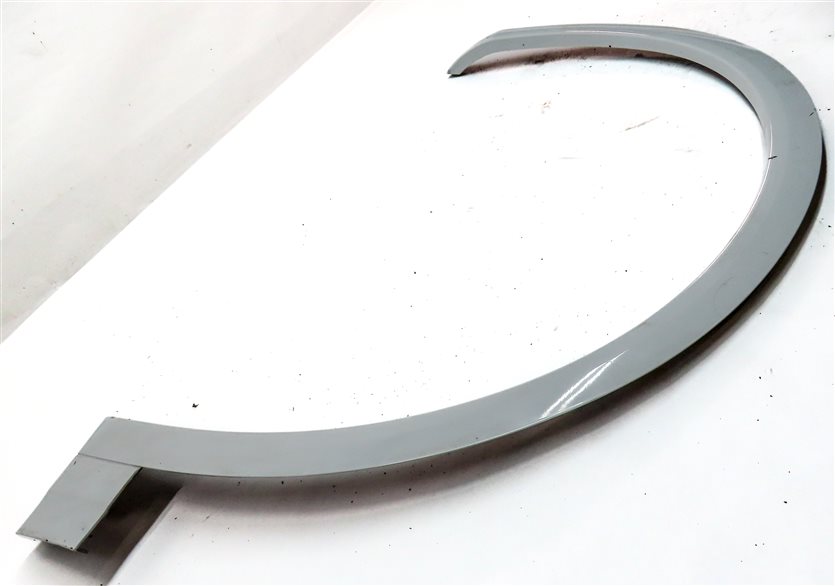 Thumbnail 4: 19 AUDI Q5 FY 80A FRONT LEFT DRIVER FENDER WHEEL WELL ARCH TRIM MOULDING (White)