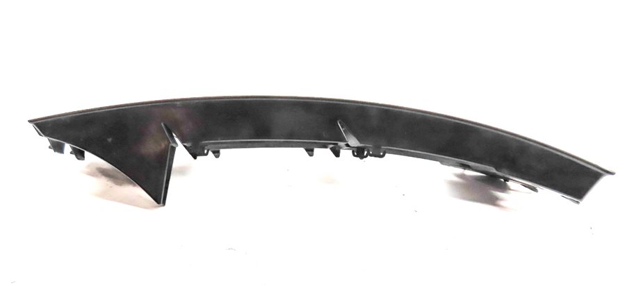 Thumbnail 6: 2011 AUDI Q7 (4L) FRONT RIGHT PASSENGER LOWER BUMPER AIR VENT GRILLE END