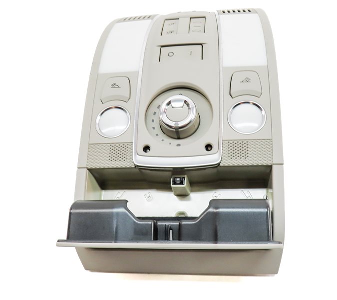 Thumbnail 6: 2011 AUDI Q7 (4L) FRONT INTERIOR DOME LIGHT LAMP w/ SUNROOF SWITCHES (Gray)