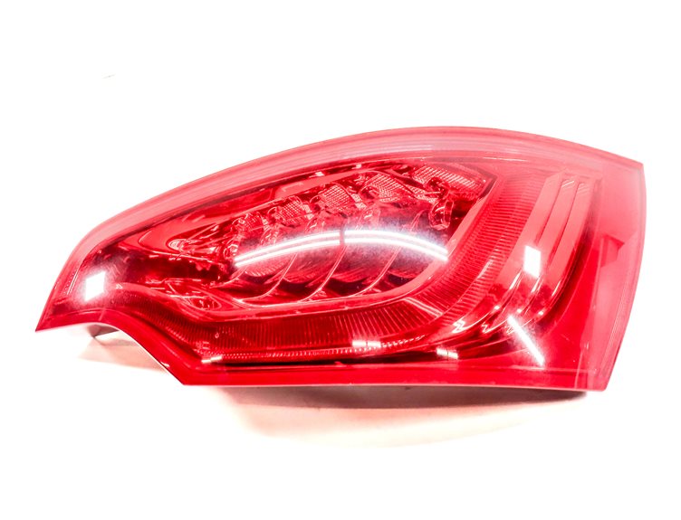 Thumbnail 3: 2010-2015 AUDI Q7 (4L) REAR RIGHT PASSENGER TAILLIGHT BRAKE LIGHT LAMP (LED)