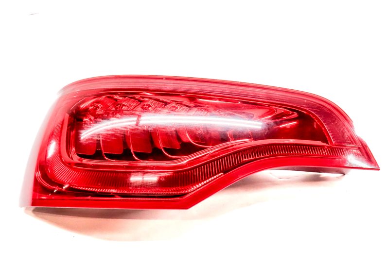 Thumbnail 3: 2010-2015 AUDI Q7 (4L) REAR LEFT DRIVER TAILLIGHT BRAKE LIGHT LAMP (LED)