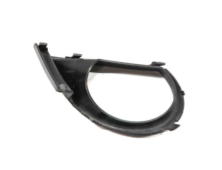 Thumbnail 6: 2011 AUDI Q7 (4L) FRONT RIGHT PASSENGER LOWER BUMPER FOG LIGHT LAMP GRILLE TRIM