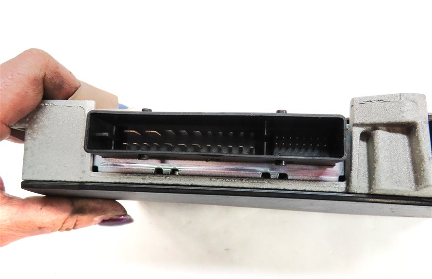 Thumbnail 9: 2010-2012 AUDI Q7 (4L) BOSE AUDIO AMP AMPLIFIER (4L0035223F / 4L0035223G)
