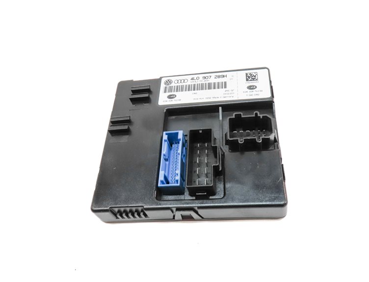 Thumbnail 2: 2011 AUDI Q7 (4L) COMFORT BODY CONTROL MODULE CENTRAL ELECTRONICS