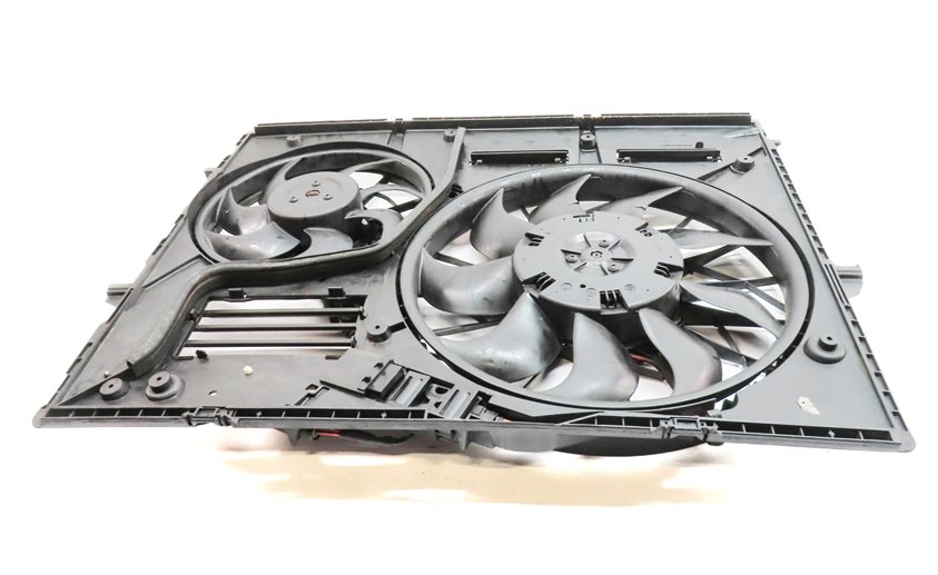 Thumbnail 5: 11-15 AUDI Q7 (4L) 3.0L ENGINE RADIATOR COOLING FAN (FOR MODELS w/ HITCH OPTION)