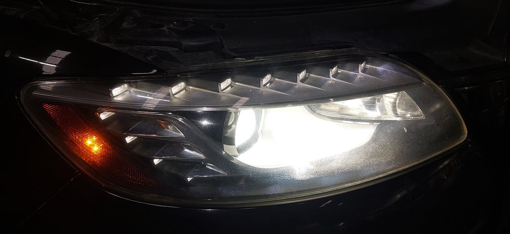 Thumbnail 2: 2010-2015 AUDI Q7 (4L) RIGHT PASSENGER XENON HID HEADLIGHT LIGHT LAMP (NON AFS)