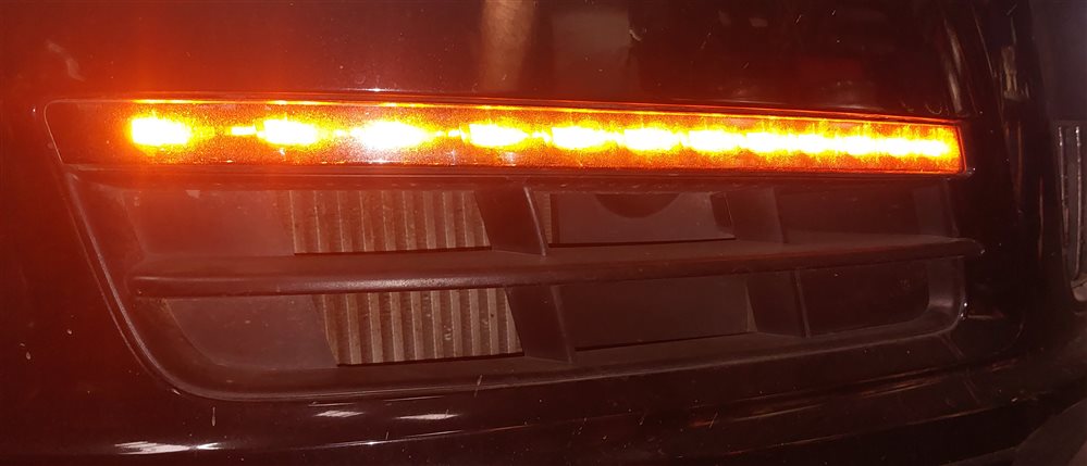 Thumbnail 2: 2010-2015 AUDI Q7 (4L) FRONT RIGHT PASSENGER TURN SIGNAL MARKER LIGHT LAMP (LED)
